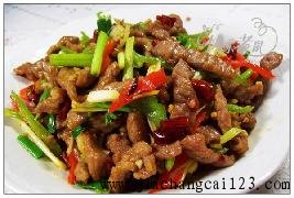 芹菜炒牛肉