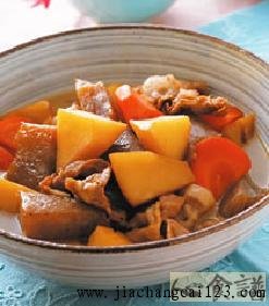 笋块炖肉片