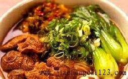 半筋半肉牛肉面