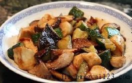 意大利瓜炒鸡腿菇