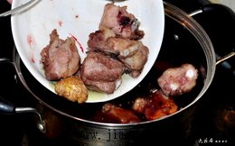 小土豆干烧排骨步骤10