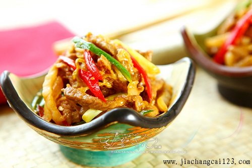 酸白菜牛肉丝的做法