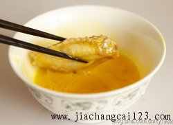 芥花油炸鸡翅步骤4