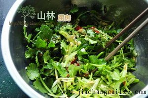 凉拌香菜