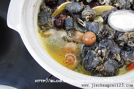 怎么制作乌鸡枣杞汤