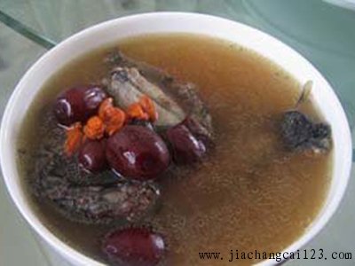 胡桃杞子炖鹿肉