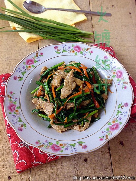 韭菜炒肉片
