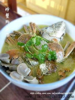 螃蟹鲫鱼汤