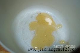 甜蜜核桃小蛋糕步骤1