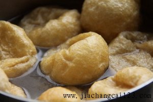 番茄丝瓜烧面筋的做法步骤5