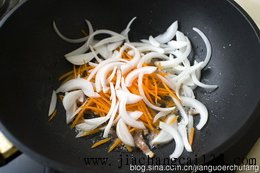 五彩日式炒面步骤5