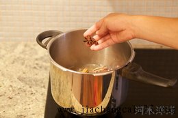 番茄红烧牛肉面步骤10