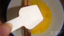 红根菠菜粉丝炒鸡蛋步骤4