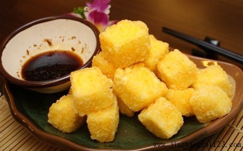春节菜谱 【日式柴鱼炸豆腐】的做法